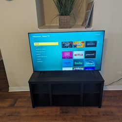 43" Hisense tv and Stand For $150! 