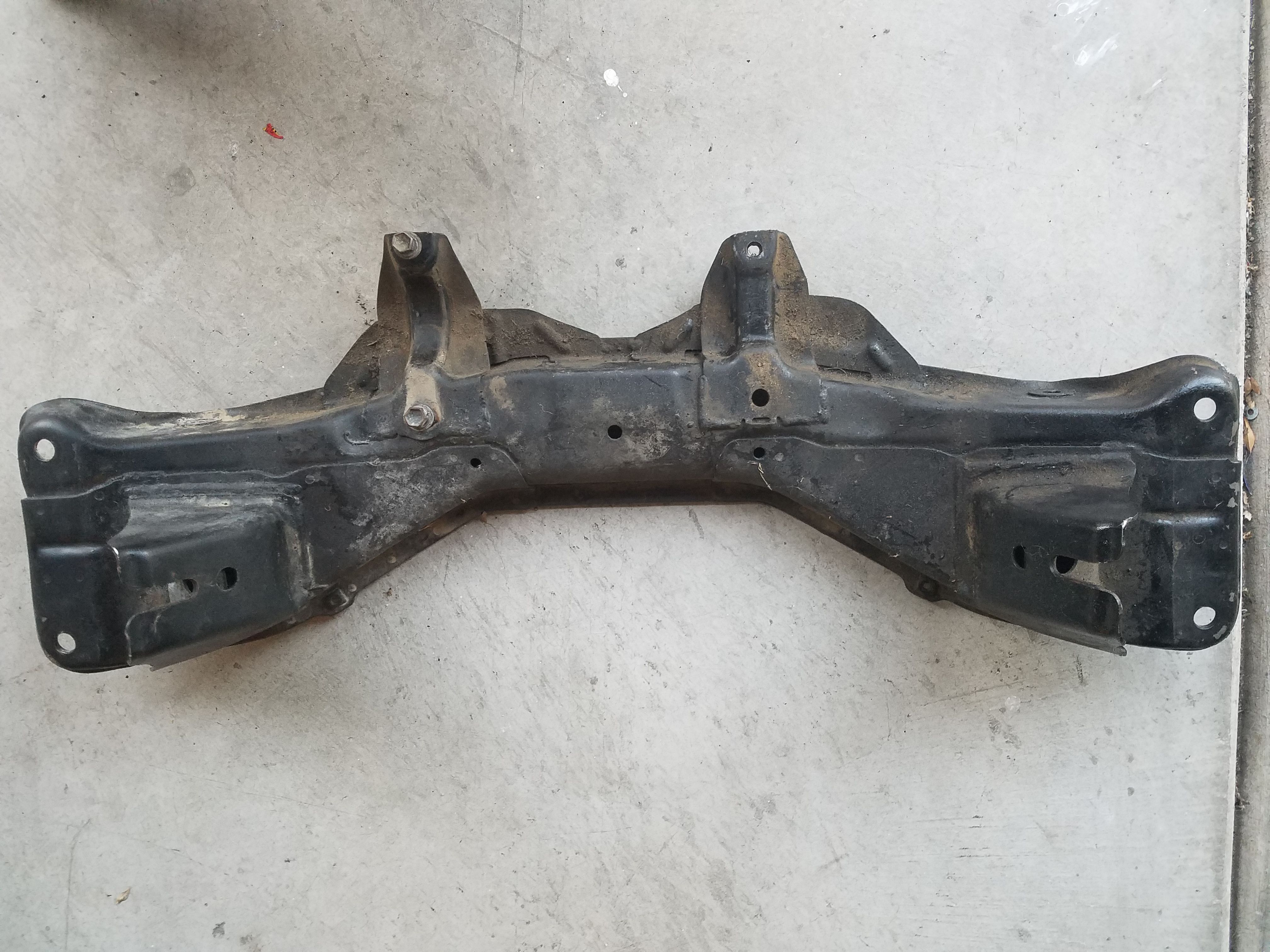 AE86 crossmember Hachiroku 84-87 Toyota Corolla
