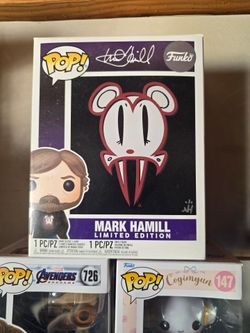 Mark Hamil funko shirt and funko Pop bubdle Signed by Mark Hamil Son Nathan Hamil