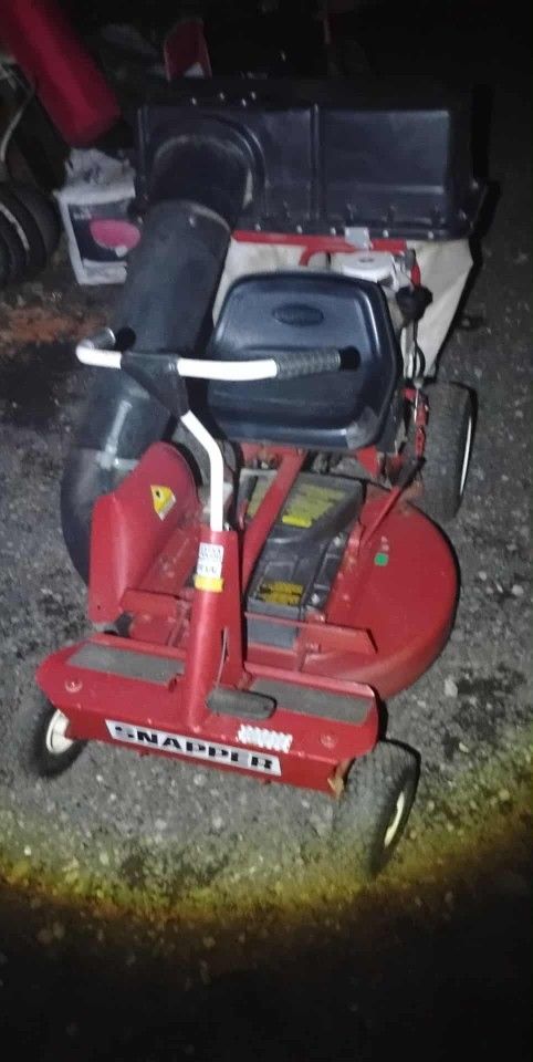 Snapper Riding Mower
