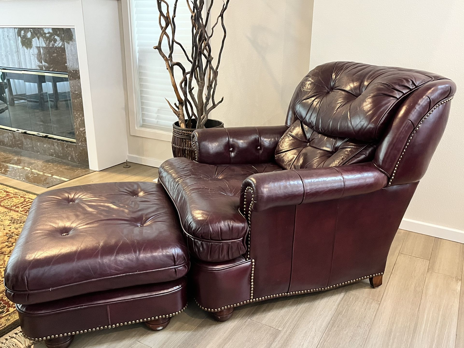 Very High Quality Ethan Allen Leather Chair & Ottoman