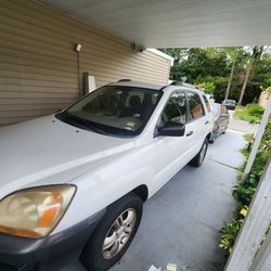 2008 kia sportage