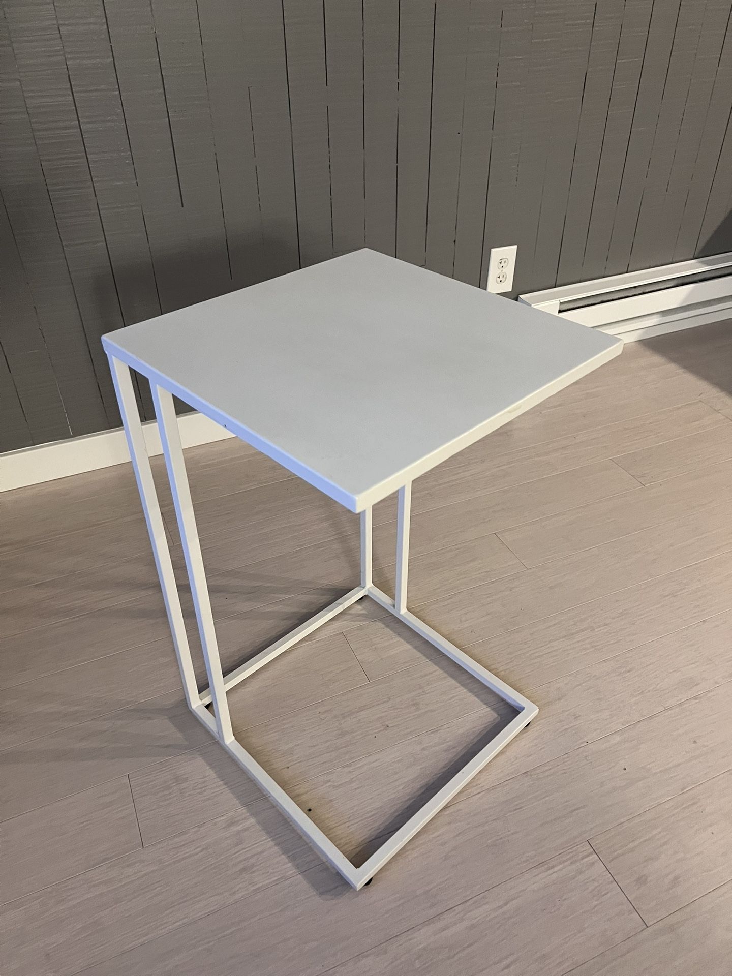 White Metal C - Shaped End Table