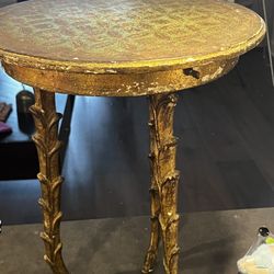 Italian Florentine Giltwood Side Table – Vintage
