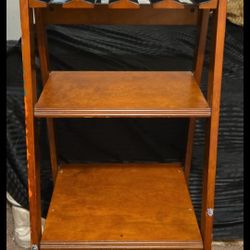 Woodshelf