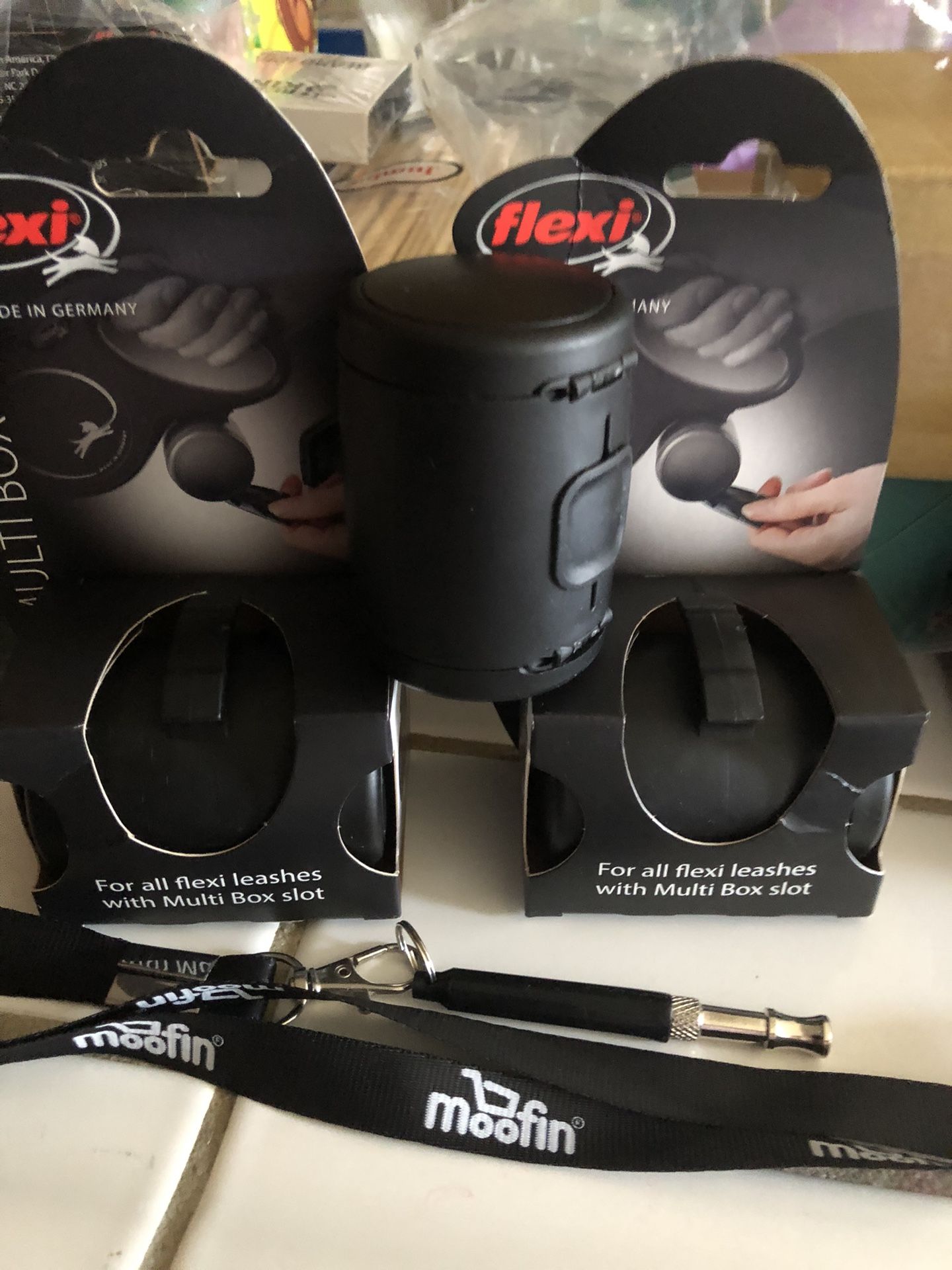 New Flexi Multi Box 3 Pk. W/ Leash $5. Ea.