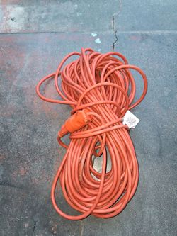 100' used extension cord.
