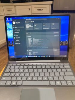 surface laptop Go 2 11 pro