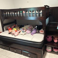 Twin Over Full Size Bunk Beds 