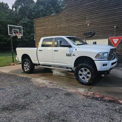 2018 Dodge 2500 SLT