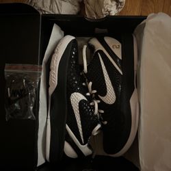 black kobe’s mamba size 11 authentic 