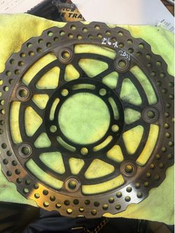 Zx6-R front brake rotor 2011 Kawasaki only one