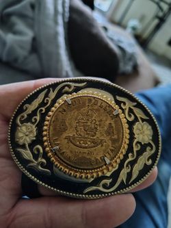 Maui Dollar Lahaina Capitol Souvenir Trade Token Belt Buckle