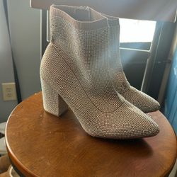Size 11 Heeled Glitter Boots