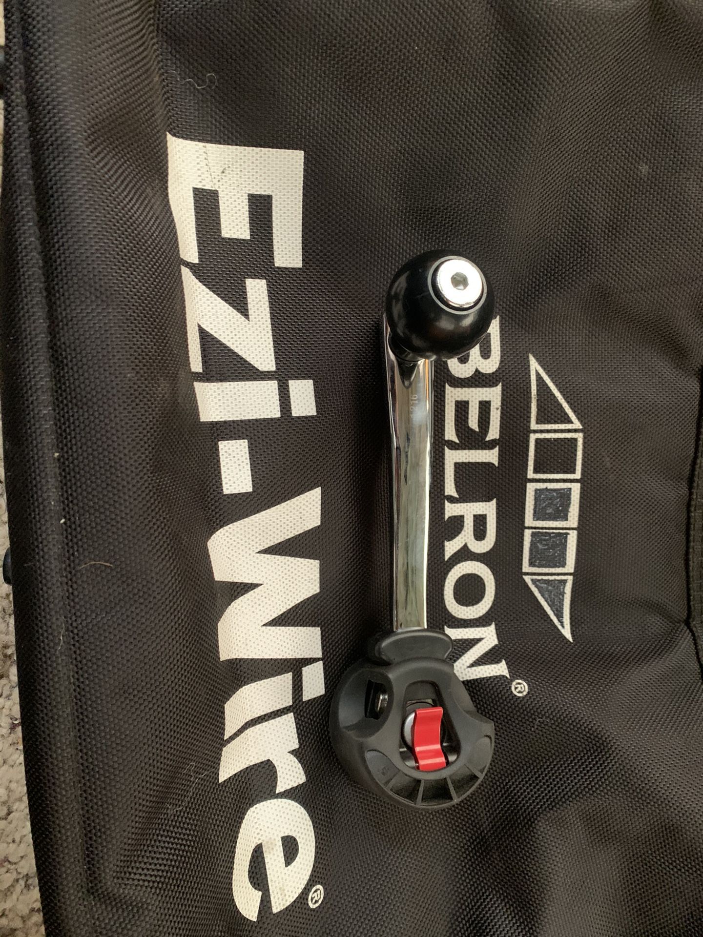 Belron Ezi-wire Windshield removal tool