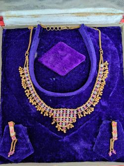 Necklace with earrings set