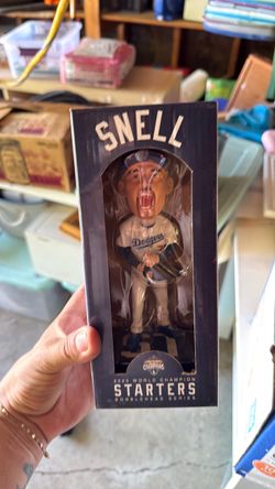 Blake Snell bobble head