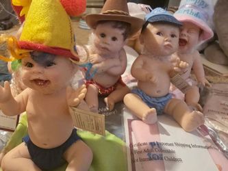 Ashton drake mini dolls