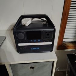 Anker 521 Portable Power Station