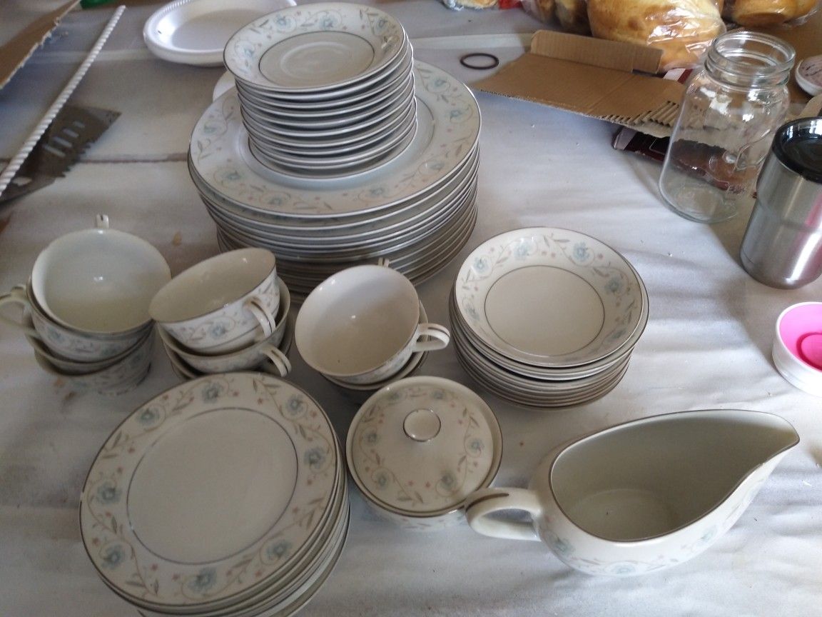 55pc English Garden japan 1221 Fine China