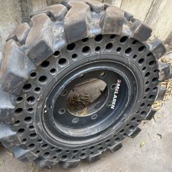 New Holland U 80 4 W/D  