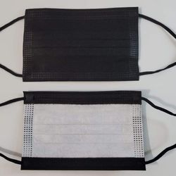 Face Mask Disposable For Kids 3 Layers, buy 5 get 1  for free.