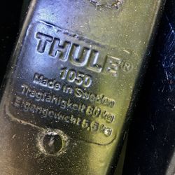 *BARGAIN DEAL, Moving MUST GO ASAP! • THULE Roof Rack Feet, Bars & Cross Brackets + A Lash Lock