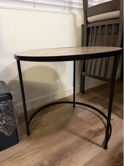 Small Table/ coffee table