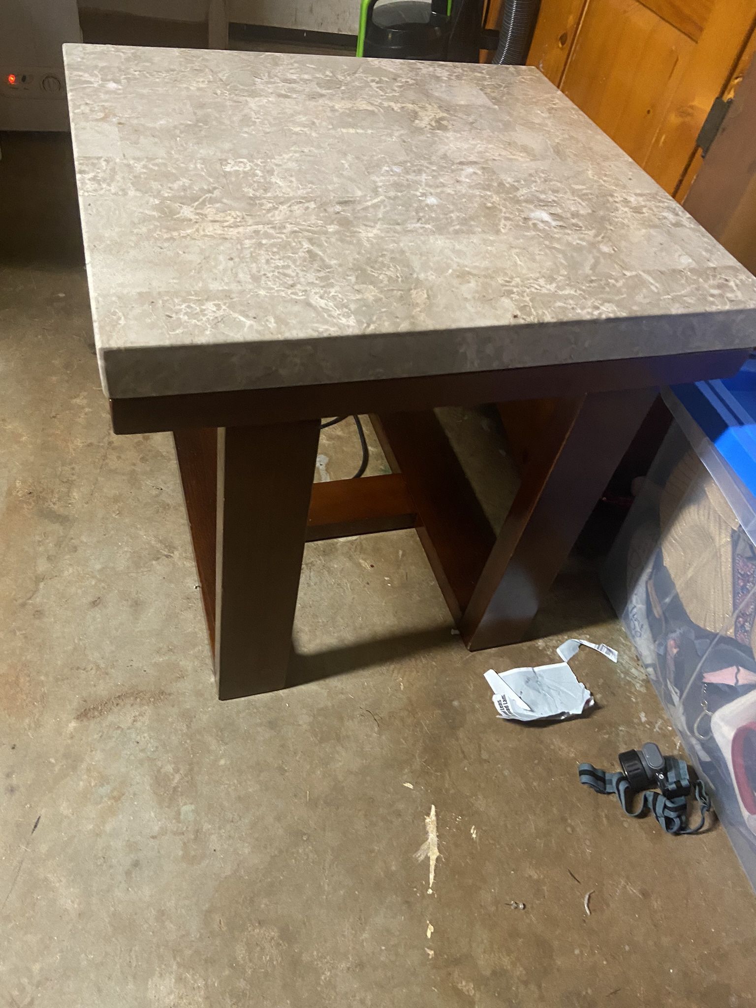 1 End Table
