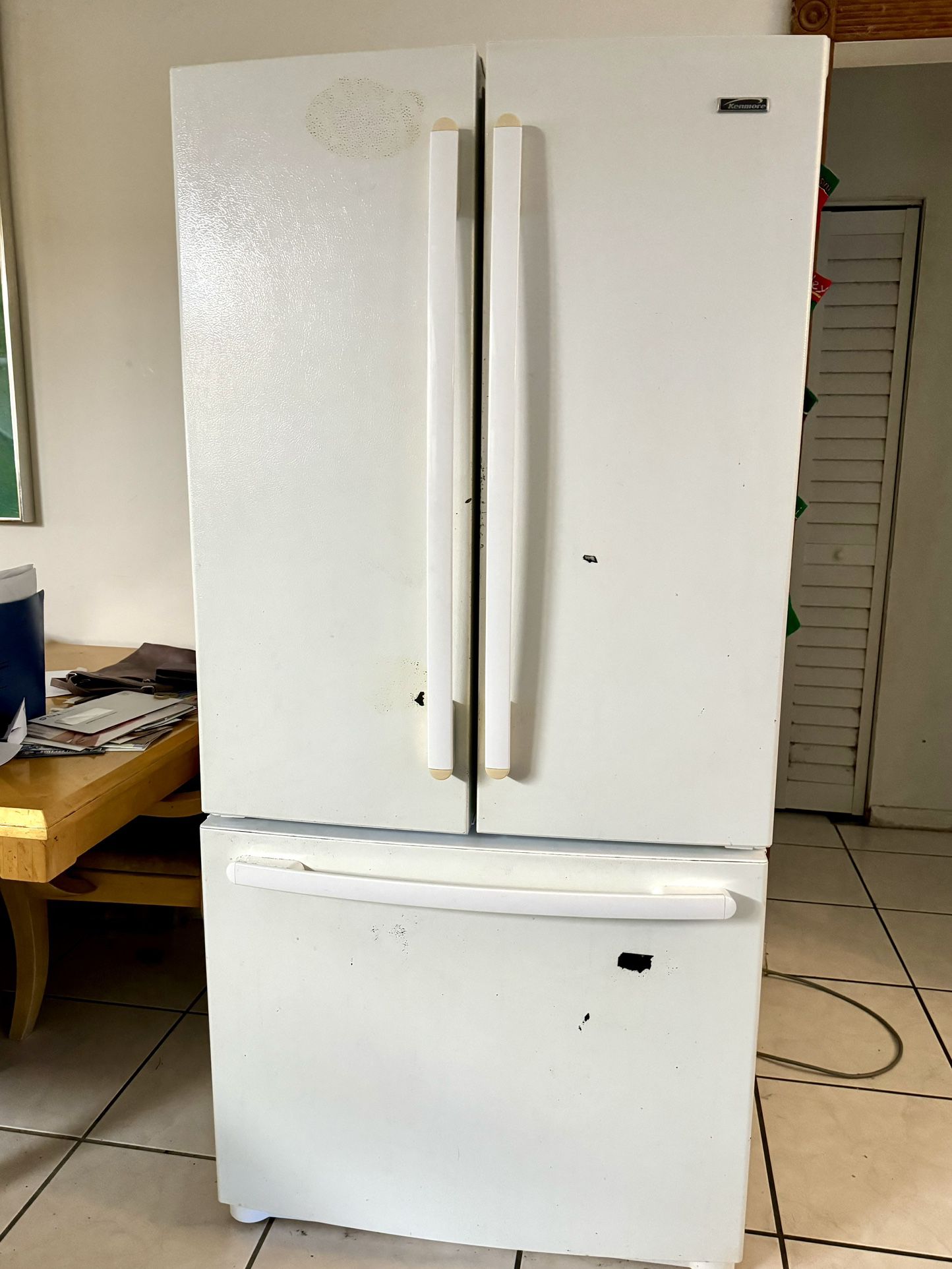 Full Size Kenmore Refrigerator/Freezer