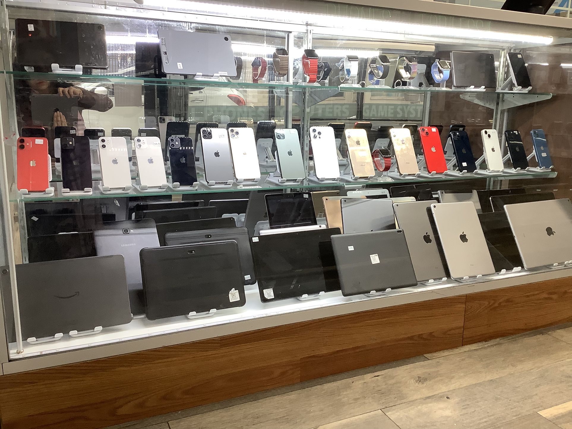 Unlocked iPhones 📲 – Multiple Models – Great Prices – **Chicago Gadgets **