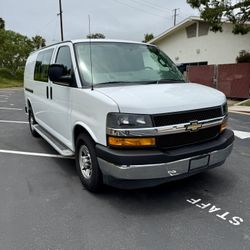 2018 Chevrolet Express 2500