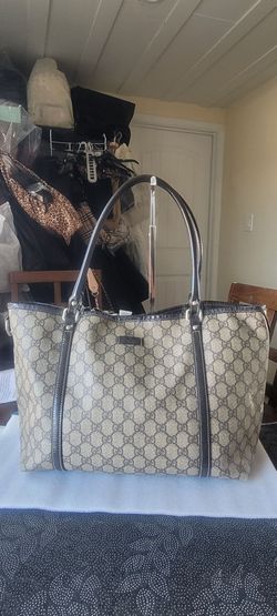 Authentic Gucci GG Joy Sumpreme Tote Bag- USED(PRE-LOVED)