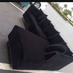 L Sectional Furniture Pillows Included. Brand New