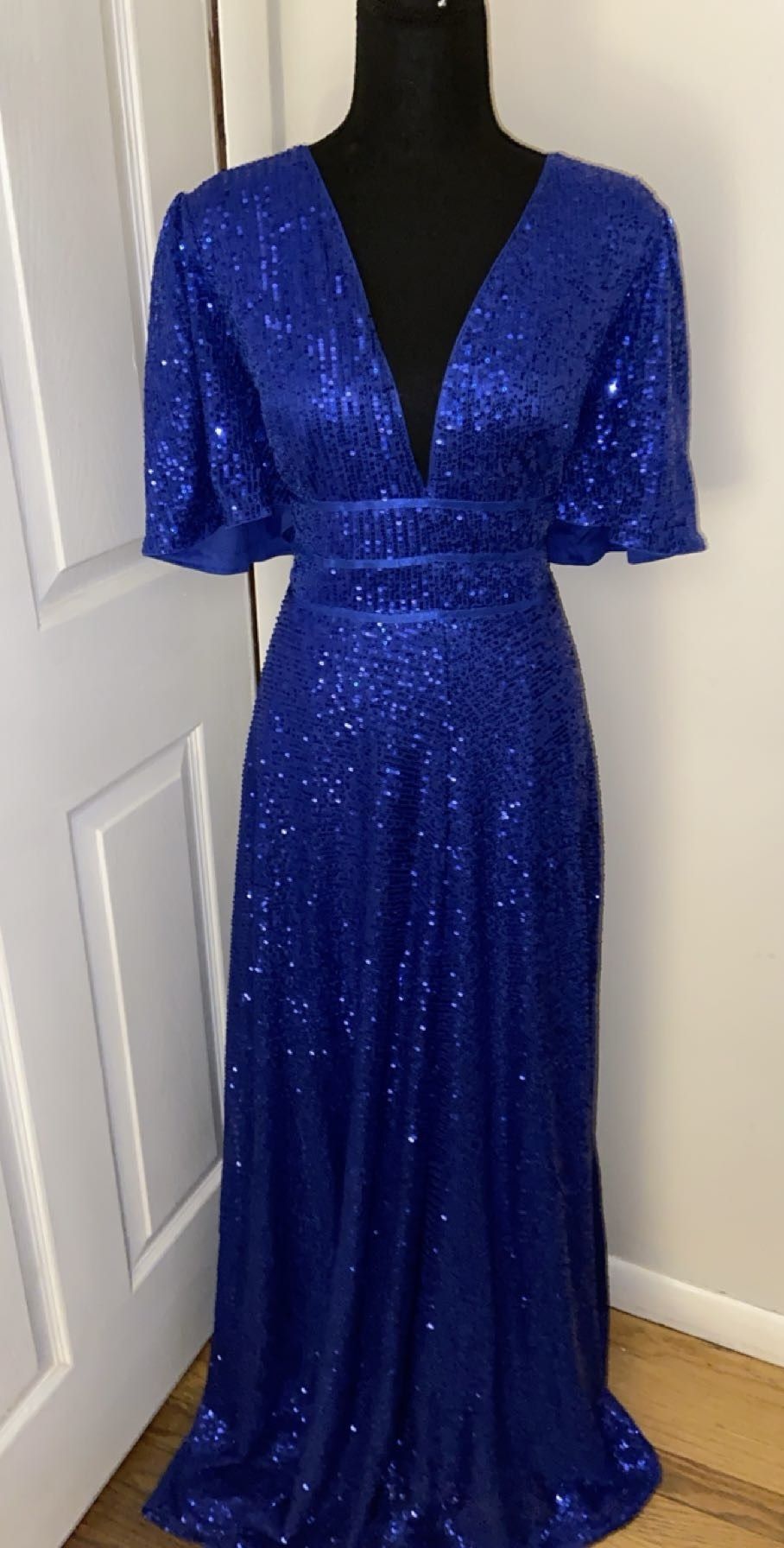 ✨ Stunning Royal Blue Sequin Gown