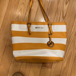 MICHAEL KORS BAG