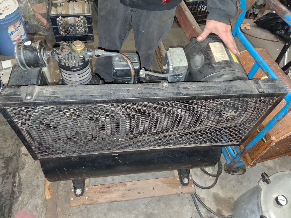 Air Compressor 