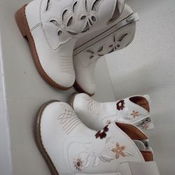 Boots cowgirl western boots $25 for both