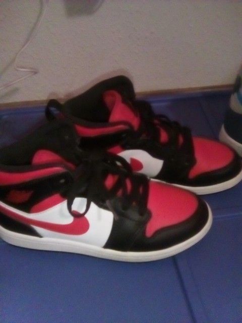 Nike Jordans And Ugg Boots Size 2Y