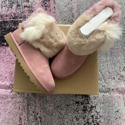 Ugg Mini II Boot Size 7
