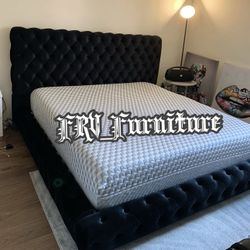 New King Bed Frame With Mattress 