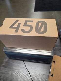 Yeezy 450 size 10 men