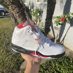Jordan 5 Retro Fire Red Size 11.5M