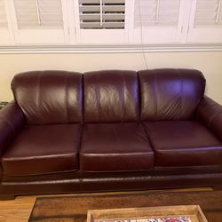 LA-Z-Boy McKenzie Leather Couch