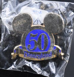Disney DLR Cast Exclusive 2005 50th Anniversary Mickey Ears Pin (C9)