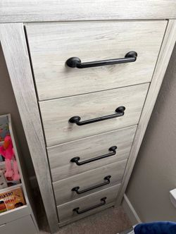 Ashley Furniture Dresser