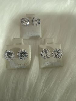 Set of 925 silver Pairs of Stud Earrings