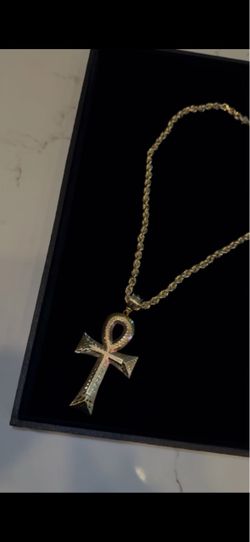 10k chain and pendent