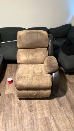 Recliner chair