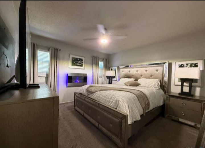 Bedroom set